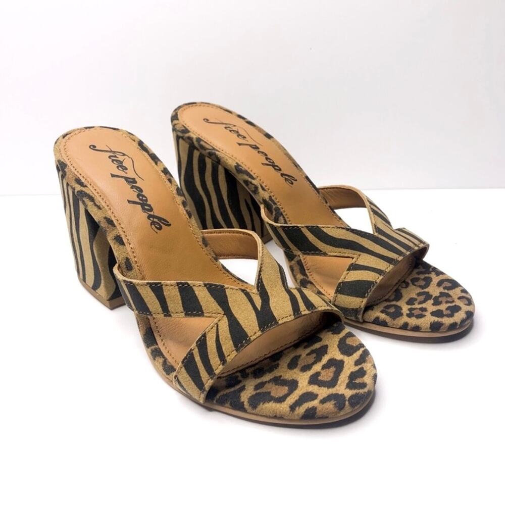 Free People Charlie-V Block Heel Sandal in Leopard Zebra Print Size 10 EU 40